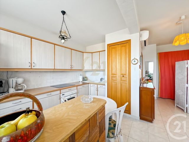 Afficher la photo en grand Appartement Studio à vendre - 1 pièce - 34.33 m2 - L ILE ROUSSE - 202 - CORSE - Century 21 Dary Immobilier