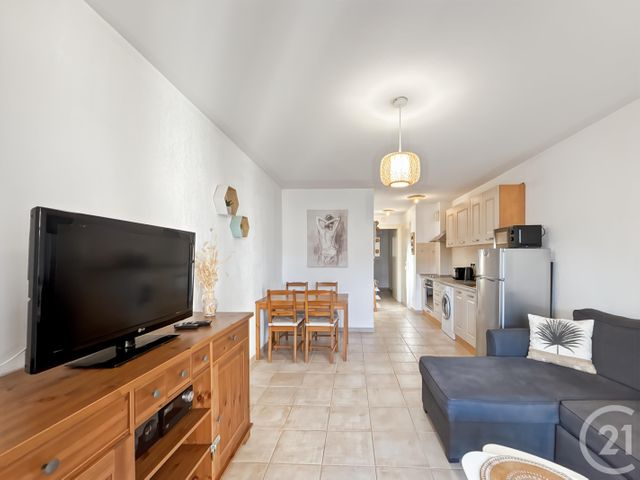 Appartement T2 à vendre - 2 pièces - 33.27 m2 - L ILE ROUSSE - 202 - CORSE - Century 21 Dary Immobilier