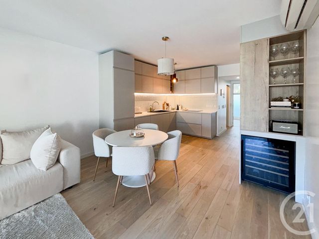 Appartement T3 à vendre - 3 pièces - 63.6 m2 - CALVI - 202 - CORSE - Century 21 Dary Immobilier