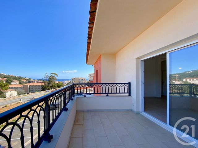 Appartement T2 à vendre - 2 pièces - 55.51 m2 - L ILE ROUSSE - 202 - CORSE - Century 21 Dary Immobilier