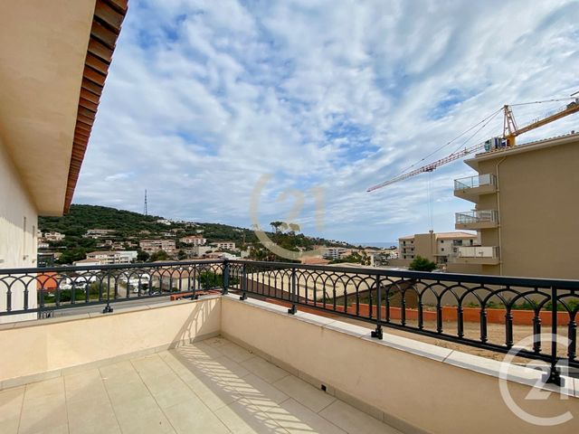 Appartement T2 à vendre - 2 pièces - 55.51 m2 - L ILE ROUSSE - 202 - CORSE - Century 21 Dary Immobilier