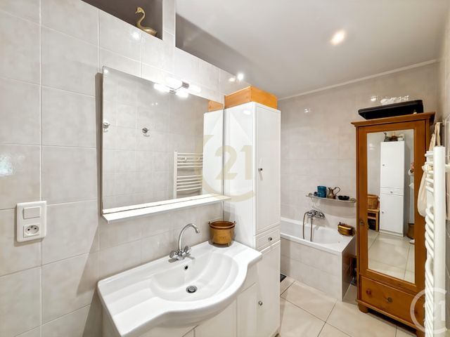 Afficher la photo en grand Appartement T4 à vendre - 4 pièces - 90.0 m2 - L ILE ROUSSE - 202 - CORSE - Century 21 Dary Immobilier