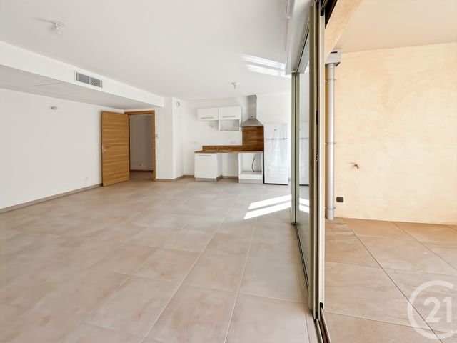 Afficher la photo en grand Appartement T4 à vendre - 4 pièces - 81.25 m2 - CALVI - 202 - CORSE - Century 21 Dary Immobilier