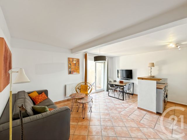 Appartement T2 à vendre - 2 pièces - 37.76 m2 - L ILE ROUSSE - 202 - CORSE - Century 21 Dary Immobilier