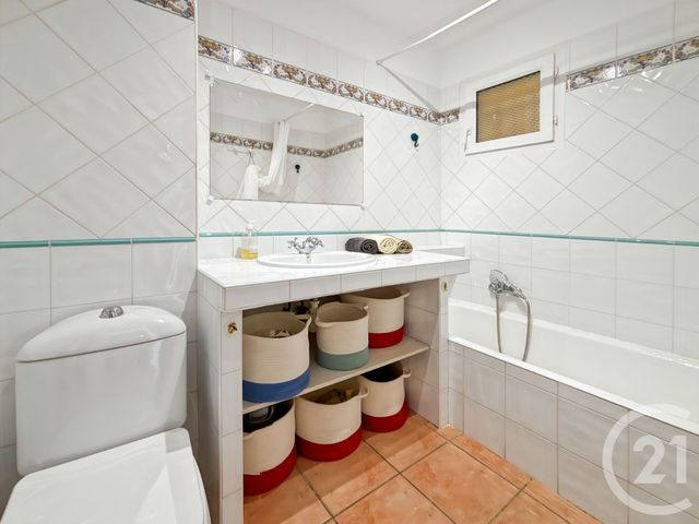 Appartement T2 à vendre - 2 pièces - 37.76 m2 - L ILE ROUSSE - 202 - CORSE - Century 21 Dary Immobilier