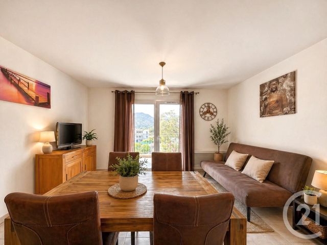 Appartement T3 à vendre - 3 pièces - 60.61 m2 - L ILE ROUSSE - 202 - CORSE - Century 21 Dary Immobilier