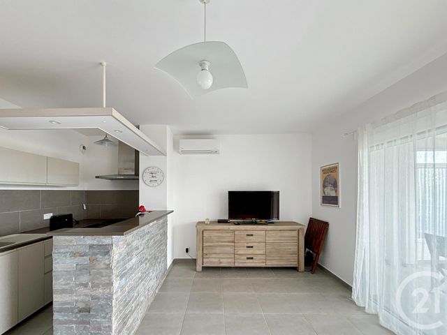 Appartement T3 à vendre - 3 pièces - 53.75 m2 - L ILE ROUSSE - 202 - CORSE - Century 21 Dary Immobilier