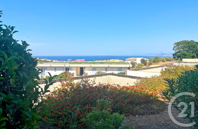 Appartement T3 à vendre - 3 pièces - 53.75 m2 - L ILE ROUSSE - 202 - CORSE - Century 21 Dary Immobilier