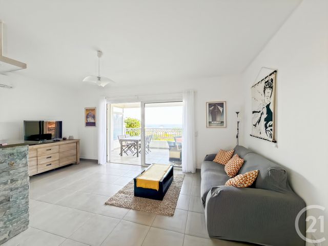 Appartement T3 à vendre - 3 pièces - 53.75 m2 - L ILE ROUSSE - 202 - CORSE - Century 21 Dary Immobilier