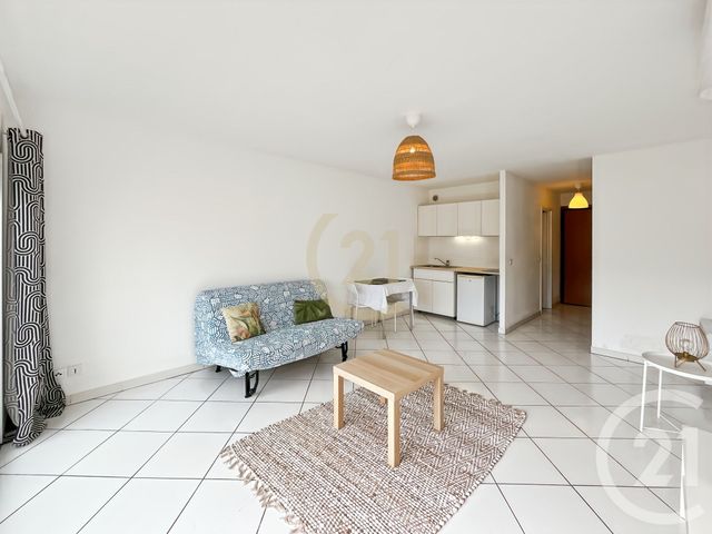 Appartement Studio à louer - 1 pièce - 29.54 m2 - L ILE ROUSSE - 202 - CORSE - Century 21 Dary Immobilier