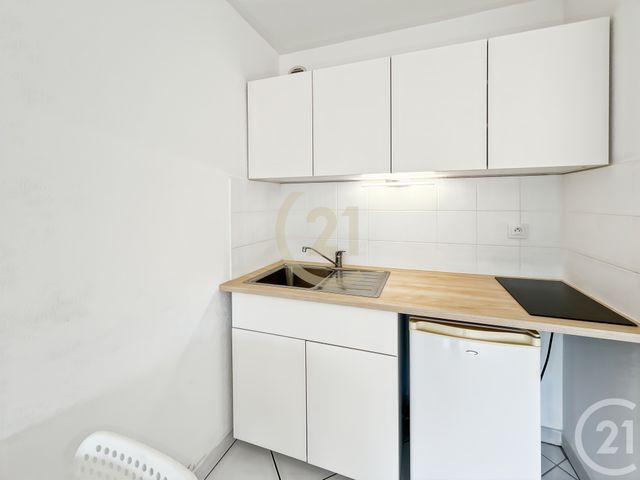 Appartement Studio à louer - 1 pièce - 29.54 m2 - L ILE ROUSSE - 202 - CORSE - Century 21 Dary Immobilier