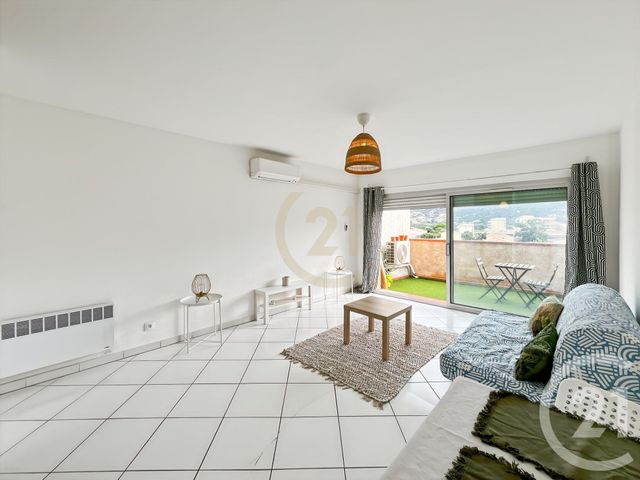 Appartement Studio à louer - 1 pièce - 29.54 m2 - L ILE ROUSSE - 202 - CORSE - Century 21 Dary Immobilier
