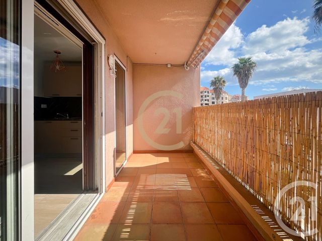 Afficher la photo en grand Appartement Studio à louer - 1 pièce - 26.25 m2 - CALVI - 202 - CORSE - Century 21 Dary Immobilier