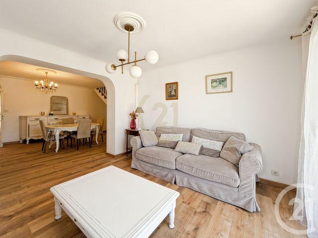 Appartement T3 à louer - 3 pièces - 91.35 m2 - ST FLORENT - 202 - CORSE - Century 21 Dary Immobilier