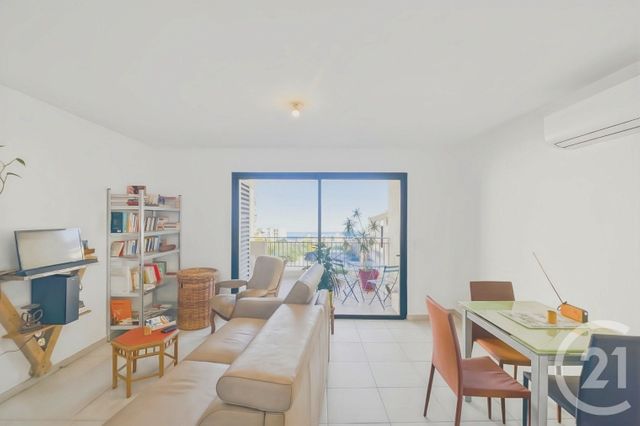 Appartement T3 à vendre - 3 pièces - 62.0 m2 - BASTIA - 202 - CORSE - Century 21 Dary Immobilier