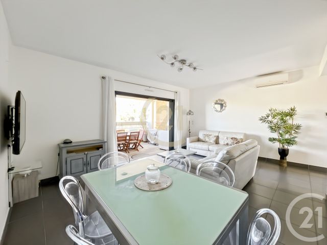 Appartement T2 à louer - 2 pièces - 52.64 m2 - ST FLORENT - 202 - CORSE - Century 21 Dary Immobilier