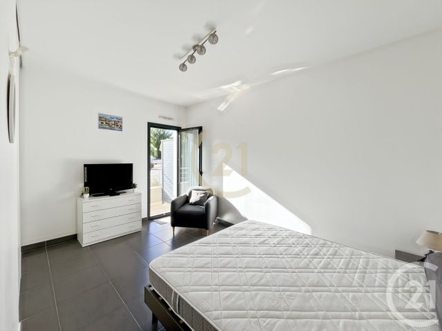 Appartement T2 à louer - 2 pièces - 52.64 m2 - ST FLORENT - 202 - CORSE - Century 21 Dary Immobilier