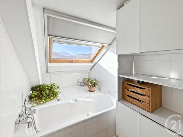 Appartement F3 bis à vendre - 3 pièces - 64.52 m2 - L ILE ROUSSE - 202 - CORSE - Century 21 Dary Immobilier