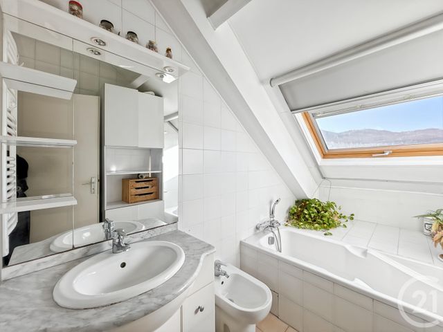 Appartement F3 bis à vendre - 3 pièces - 64.52 m2 - L ILE ROUSSE - 202 - CORSE - Century 21 Dary Immobilier