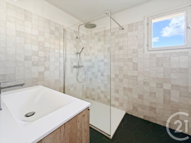 Appartement T3 à vendre - 3 pièces - 73.5 m2 - ST FLORENT - 202 - CORSE - Century 21 Dary Immobilier