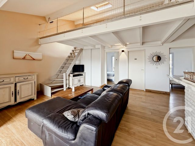 Appartement T3 à vendre - 4 pièces - 56.28 m2 - ST FLORENT - 202 - CORSE - Century 21 Dary Immobilier