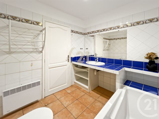 Appartement T3 à louer - 3 pièces - 79.33 m2 - L ILE ROUSSE - 202 - CORSE - Century 21 Dary Immobilier