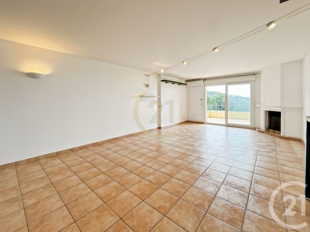 Appartement T3 à louer - 3 pièces - 79.33 m2 - L ILE ROUSSE - 202 - CORSE - Century 21 Dary Immobilier