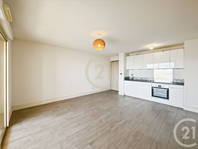 Appartement T2 à louer - 2 pièces - 44.82 m2 - BASTIA - 202 - CORSE - Century 21 Dary Immobilier