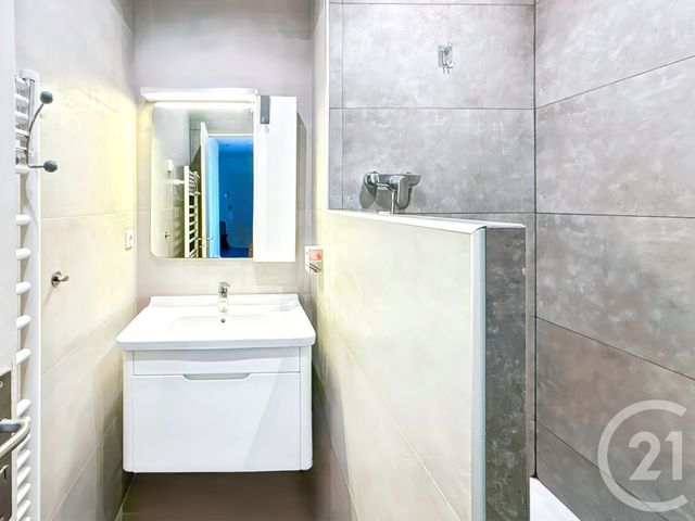 Appartement T4 à vendre - 4 pièces - 62.5 m2 - BASTIA - 202 - CORSE - Century 21 Dary Immobilier