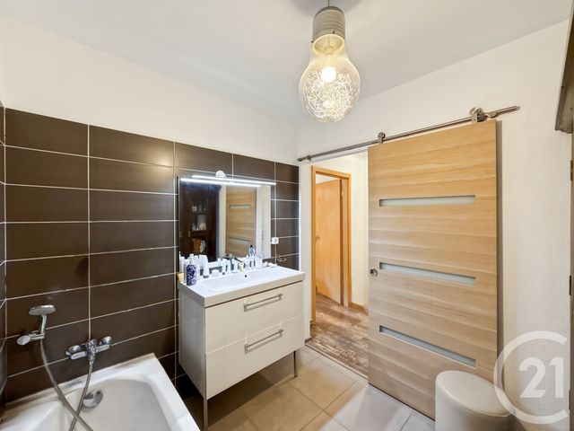 Appartement T4 à vendre - 4 pièces - 81.38 m2 - L ILE ROUSSE - 202 - CORSE - Century 21 Dary Immobilier