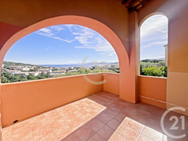 Appartement Duplex à louer - 3 pièces - 45.83 m2 - L ILE ROUSSE - 202 - CORSE - Century 21 Dary Immobilier
