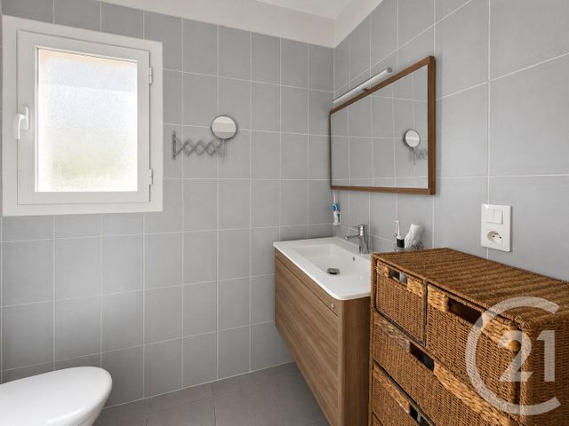 Appartement T3 à vendre - 4 pièces - 67.84 m2 - CALVI - 202 - CORSE - Century 21 Dary Immobilier