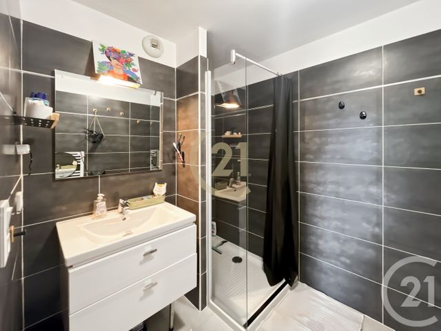 Appartement T3 à louer - 3 pièces - 59.48 m2 - L ILE ROUSSE - 202 - CORSE - Century 21 Dary Immobilier