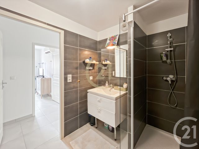 Appartement T3 à louer - 3 pièces - 59.48 m2 - L ILE ROUSSE - 202 - CORSE - Century 21 Dary Immobilier