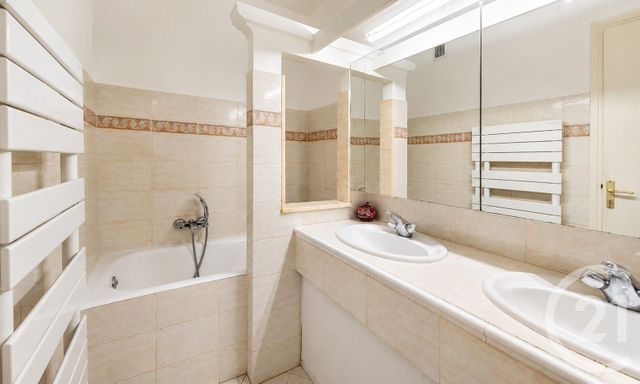 Appartement F4 à vendre - 4 pièces - 101.53 m2 - BASTIA - 202 - CORSE - Century 21 Dary Immobilier