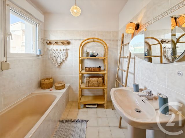 Appartement Duplex à vendre - 2 pièces - 57.65 m2 - L ILE ROUSSE - 202 - CORSE - Century 21 Dary Immobilier
