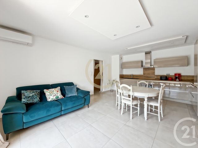 Appartement T3 à vendre - 3 pièces - 64.0 m2 - L ILE ROUSSE - 202 - CORSE - Century 21 Dary Immobilier
