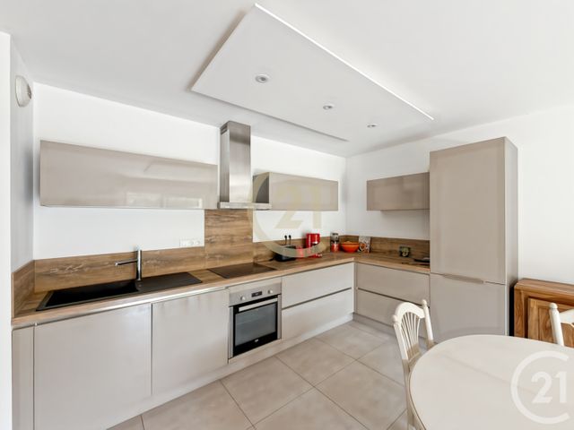 Appartement T3 à vendre - 3 pièces - 64.0 m2 - L ILE ROUSSE - 202 - CORSE - Century 21 Dary Immobilier