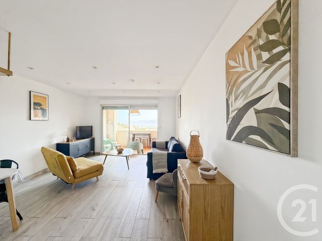 Appartement T2 à vendre - 2 pièces - 44.0 m2 - L ILE ROUSSE - 202 - CORSE - Century 21 Dary Immobilier