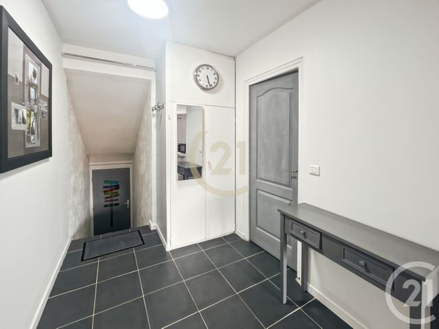 Appartement Studio à louer - 1 pièce - 26.66 m2 - AREGNO - 202 - CORSE - Century 21 Dary Immobilier
