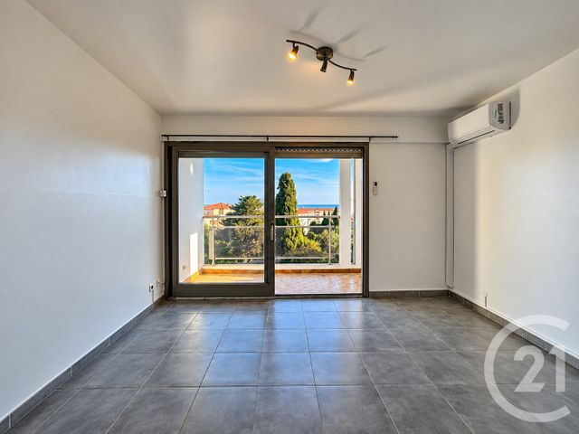 Appartement Studio à louer - 1 pièce - 23.92 m2 - L ILE ROUSSE - 202 - CORSE - Century 21 Dary Immobilier