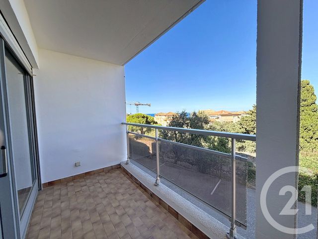 Appartement Studio à louer - 1 pièce - 23.92 m2 - L ILE ROUSSE - 202 - CORSE - Century 21 Dary Immobilier