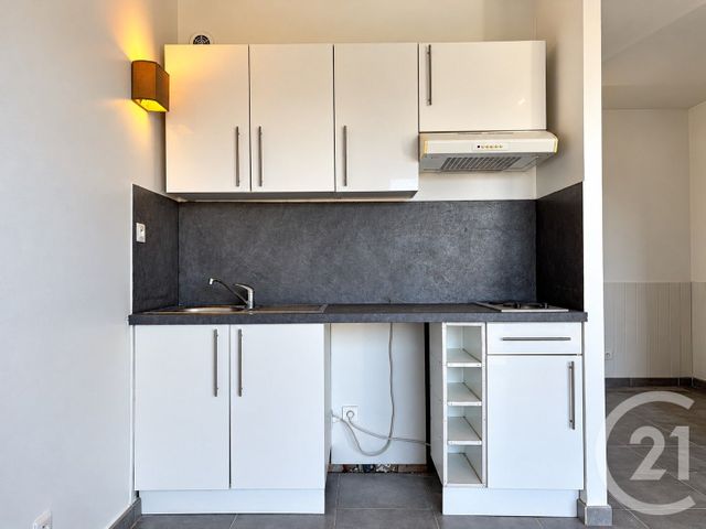 Appartement Studio à louer - 1 pièce - 23.92 m2 - L ILE ROUSSE - 202 - CORSE - Century 21 Dary Immobilier