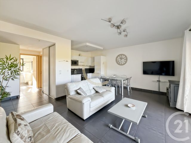 Appartement T2 à louer - 2 pièces - 52.64 m2 - ST FLORENT - 202 - CORSE - Century 21 Dary Immobilier