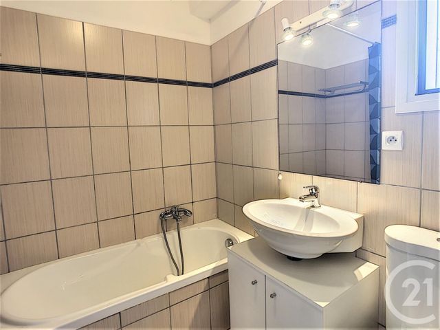 Appartement T2 à vendre - 2 pièces - 35.0 m2 - BELGODERE - 20 - CORSE - Century 21 Dary Immobilier Appartement T2 à vendre - 2 pièces - 35.0 m2 - BELGODERE - 20 - CORSE - Century 21 Dary Immobilier
