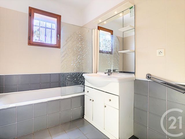 Afficher la photo en grand Appartement T3 à vendre - 3 pièces - 52.82 m2 - BELGODERE - 20 - CORSE - Century 21 Dary Immobilier