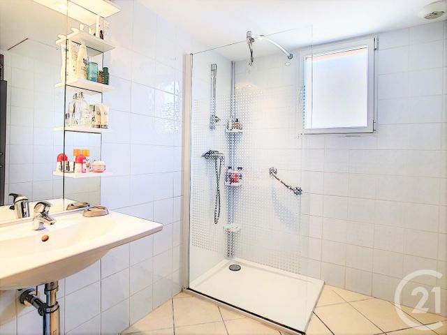Afficher la photo en grand Appartement T3 à vendre - 3 pièces - 75.76 m2 - L ILE ROUSSE - 20 - CORSE - Century 21 Dary Immobilier