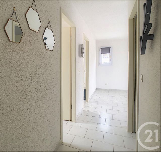 Afficher la photo en grand Appartement F3 à vendre - 3 pièces - 42.96 m2 - L ILE ROUSSE - 20 - CORSE - Century 21 Dary Immobilier
