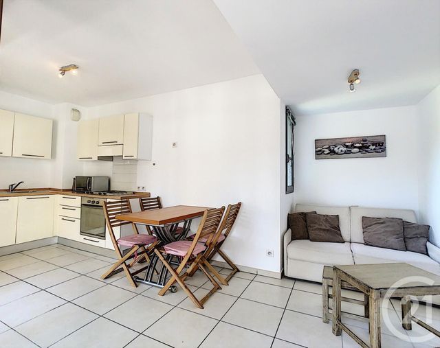 Appartement T2 à vendre - 2 pièces - 33.1 m2 - CALVI - 20 - CORSE - Century 21 Dary Immobilier Appartement T2 à vendre - 2 pièces - 33.1 m2 - CALVI - 20 - CORSE - Century 21 Dary Immobilier