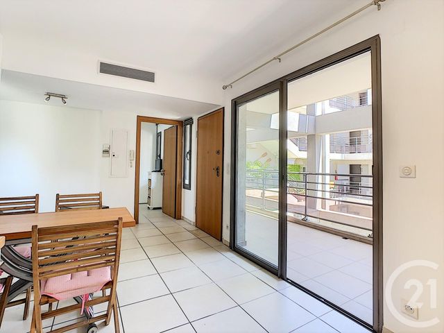 Appartement T2 à vendre - 2 pièces - 33.1 m2 - CALVI - 20 - CORSE - Century 21 Dary Immobilier Appartement T2 à vendre - 2 pièces - 33.1 m2 - CALVI - 20 - CORSE - Century 21 Dary Immobilier